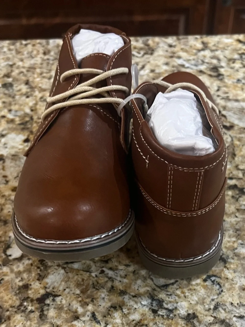 New - Steve Madden Kids Brown Lace-Up Chukka Boots with Cream Laces